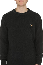 Load image into Gallery viewer, Crew-neck wool sweater
