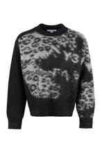 Load image into Gallery viewer, Crew-neck wool sweater
