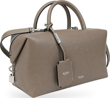 Load image into Gallery viewer, Holdall M leather handbag
