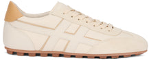 Load image into Gallery viewer, Sneakers Low Top Olympia in Suede
