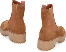 Load image into Gallery viewer, Hogan H700 Nubuck chelsea boots
