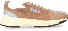 Load image into Gallery viewer, Hyperway suede sneakers
