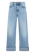 Load image into Gallery viewer, Denim jeans with straight cut and cuff
