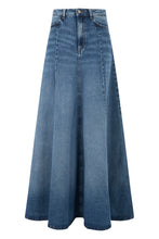 Load image into Gallery viewer, Long skirt Cora in denim
