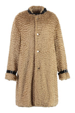 Load image into Gallery viewer, Vegan fur coat
