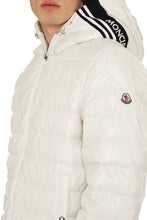 Load image into Gallery viewer, Cornour short down jacket
