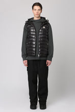Load image into Gallery viewer, Clai full zip down vest
