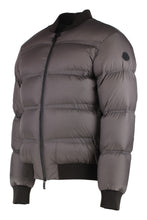 Load image into Gallery viewer, Vioz short down jacket
