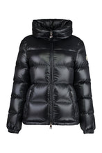 Load image into Gallery viewer, Douro hooded short down jacket
