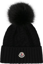 Load image into Gallery viewer, Ribbed pom-pom beanie
