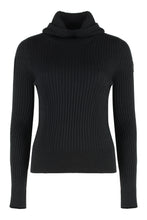 Load image into Gallery viewer, Hooded sweater
