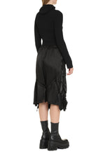 Load image into Gallery viewer, Hooded sweater
