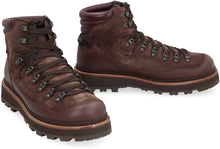 Load image into Gallery viewer, Peka Trek hiking boots
