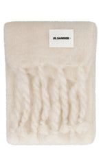 Load image into Gallery viewer, Wool blend scarf
