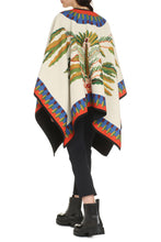 Load image into Gallery viewer, Jacquard wool cape
