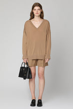 Load image into Gallery viewer, Jessica virgin wool shorts
