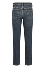 Load image into Gallery viewer, Roxanne slim fit jeans
