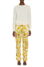 Load image into Gallery viewer, THE (Knit) - Cashmere sweater

