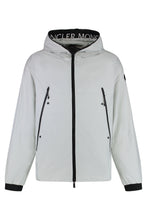Load image into Gallery viewer, Junichi Technical fabric hooded jacket
