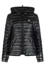 Load image into Gallery viewer, Karura short down jacket

