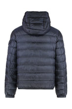 Load image into Gallery viewer, Najan Short down jacket with hood

