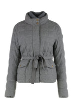 Load image into Gallery viewer, Short Bussettes jacket in wool blend with belt

