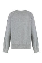 Load image into Gallery viewer, Crew neck sweater in cashmere
