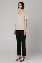 Load image into Gallery viewer, V-neck cotton T-shirt

