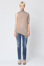 Load image into Gallery viewer, Wool turtleneck sweater

