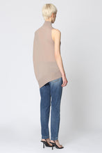 Load image into Gallery viewer, Wool turtleneck sweater
