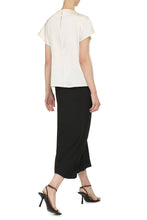 Load image into Gallery viewer, Gathered blouse
