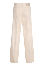 Load image into Gallery viewer, Wide-leg jeans
