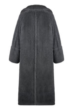 Load image into Gallery viewer, Kadiak Faux fur coat

