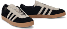 Load image into Gallery viewer, Sneakers Adidas Y-3 Gazelle
