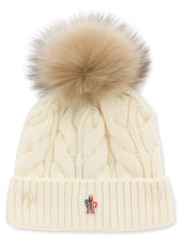 Load image into Gallery viewer, Hat with pompom
