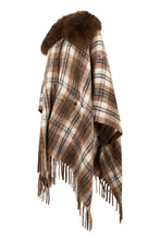 Load image into Gallery viewer, Cape in wool blend with shearling collar
