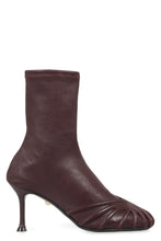 Load image into Gallery viewer, Iman boots in leather
