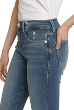 Load image into Gallery viewer, High-rise flared jeans
