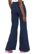 Load image into Gallery viewer, Le Palazzo wide-leg jeans
