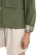 Load image into Gallery viewer, Barbour Nith windbreaker
