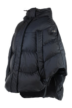 Load image into Gallery viewer, Reila padded cape
