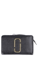 Load image into Gallery viewer, Snapshot leather wallet
