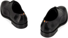 Load image into Gallery viewer, Leather lace-up shoes
