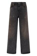 Load image into Gallery viewer, Jeans Nebula Wash with straight leg
