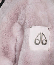 Load image into Gallery viewer, Bunny faux fur jacket
