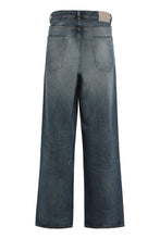 Load image into Gallery viewer, Straight Jeans Vast Cut
