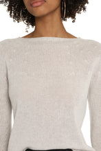 Load image into Gallery viewer, Crew-neck cashmere sweater
