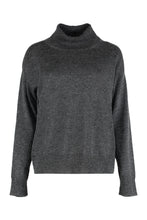 Load image into Gallery viewer, Turtleneck sweater
