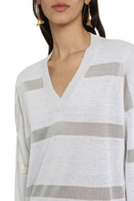 Load image into Gallery viewer, Viscose V-neck pullover
