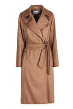 Load image into Gallery viewer, Manuela camelwool coat
